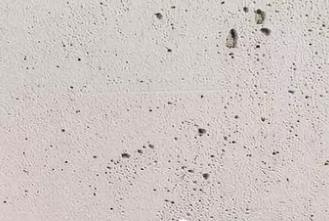 混凝土表面气泡形成的原因及预防措施